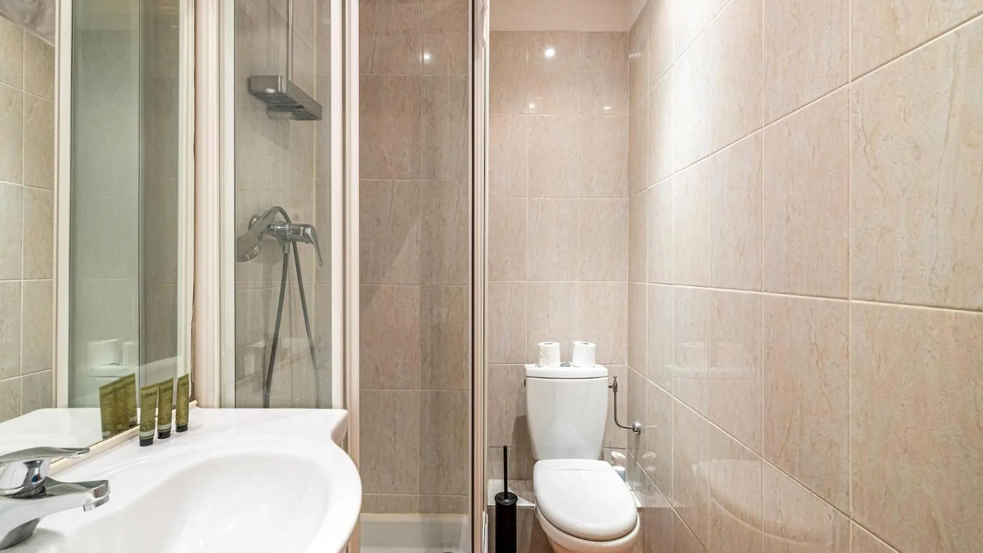 Superb 2 Room Apartment In The Heart Of ニース