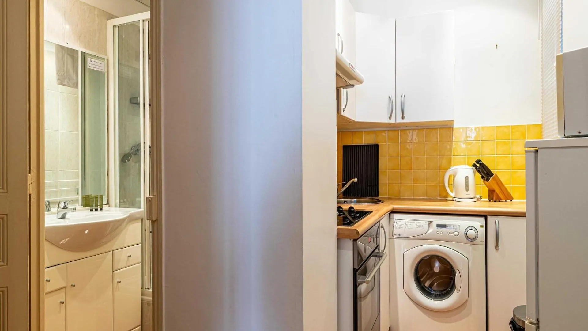 Superb 2 Room Apartment In The Heart Of Nice France