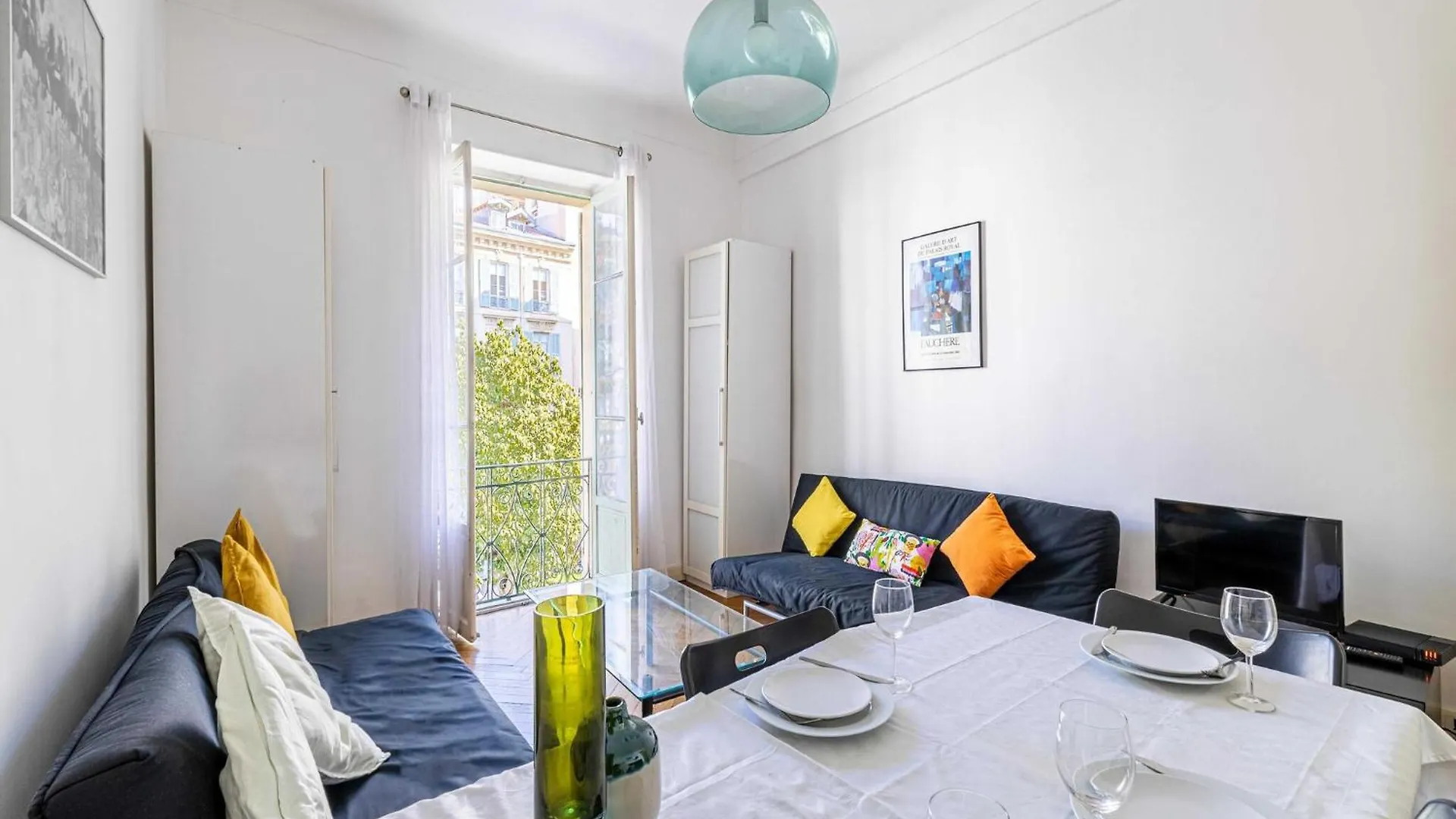 Superb 2 Room Apartment In The Heart Of Nice